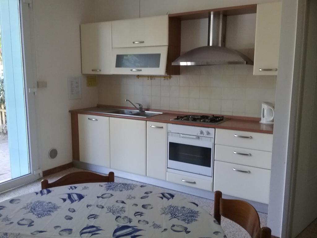 Casa Marialuigia - Appartamenti Solo Per Famiglie Lido di Jesolo Zewnętrze zdjęcie
